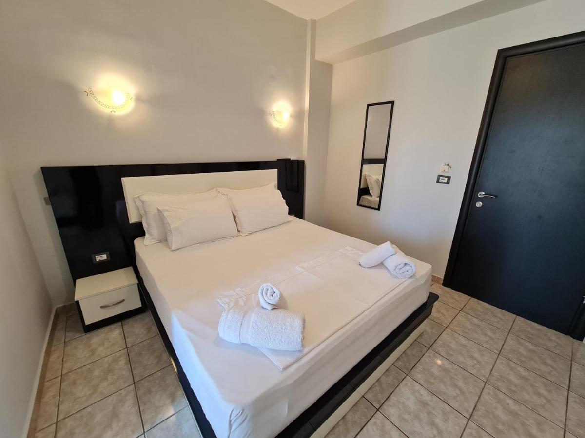 Hotel Ardiani คซามิล ภายนอก รูปภาพ