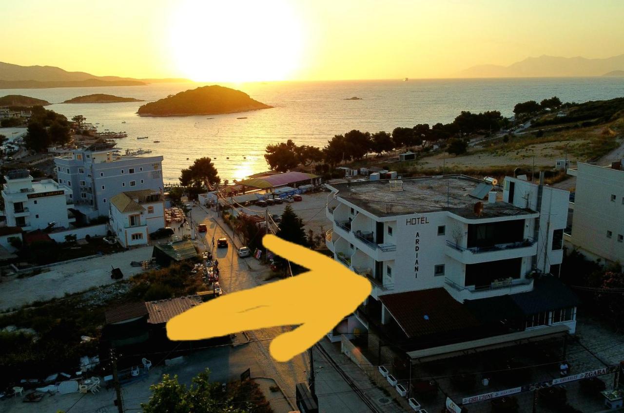 Hotel Ardiani คซามิล ภายนอก รูปภาพ